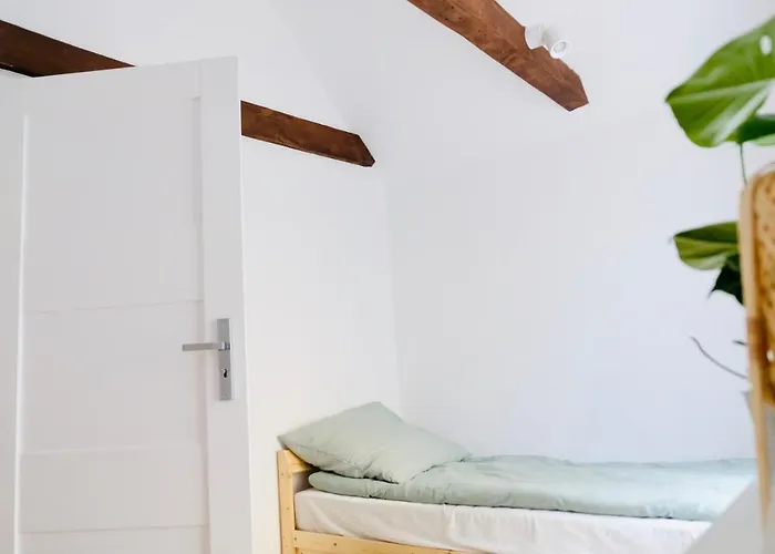 Belmondo House Apartman *